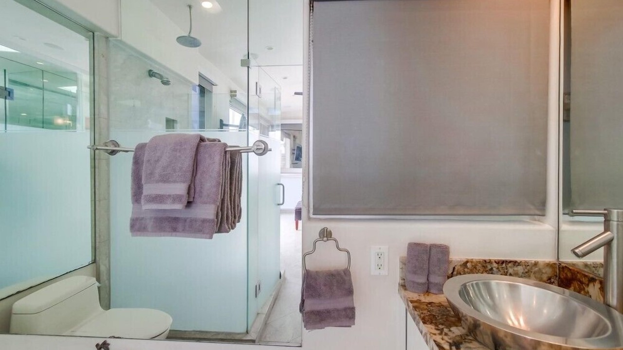 Photo of Bathroom in Mission Beach