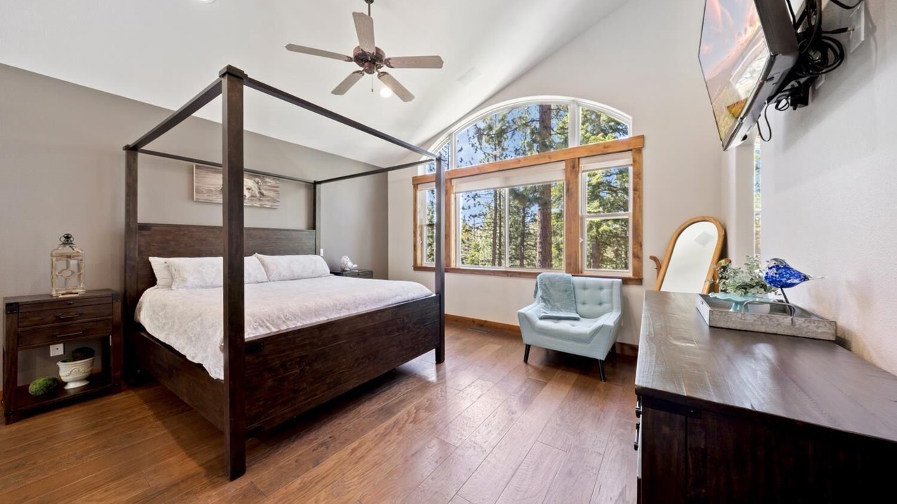 Photo of Bedroom in Pioneer Trail