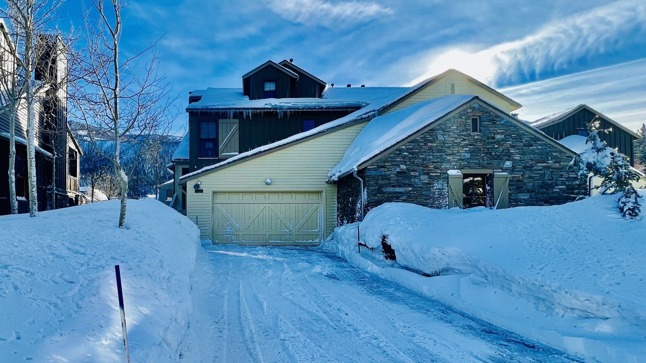 Photo of Outdoor in Mammoth Lakes
