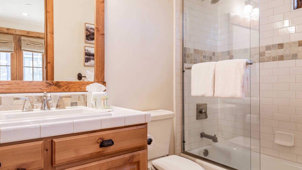 Photo of Bathroom in Mammoth Lakes