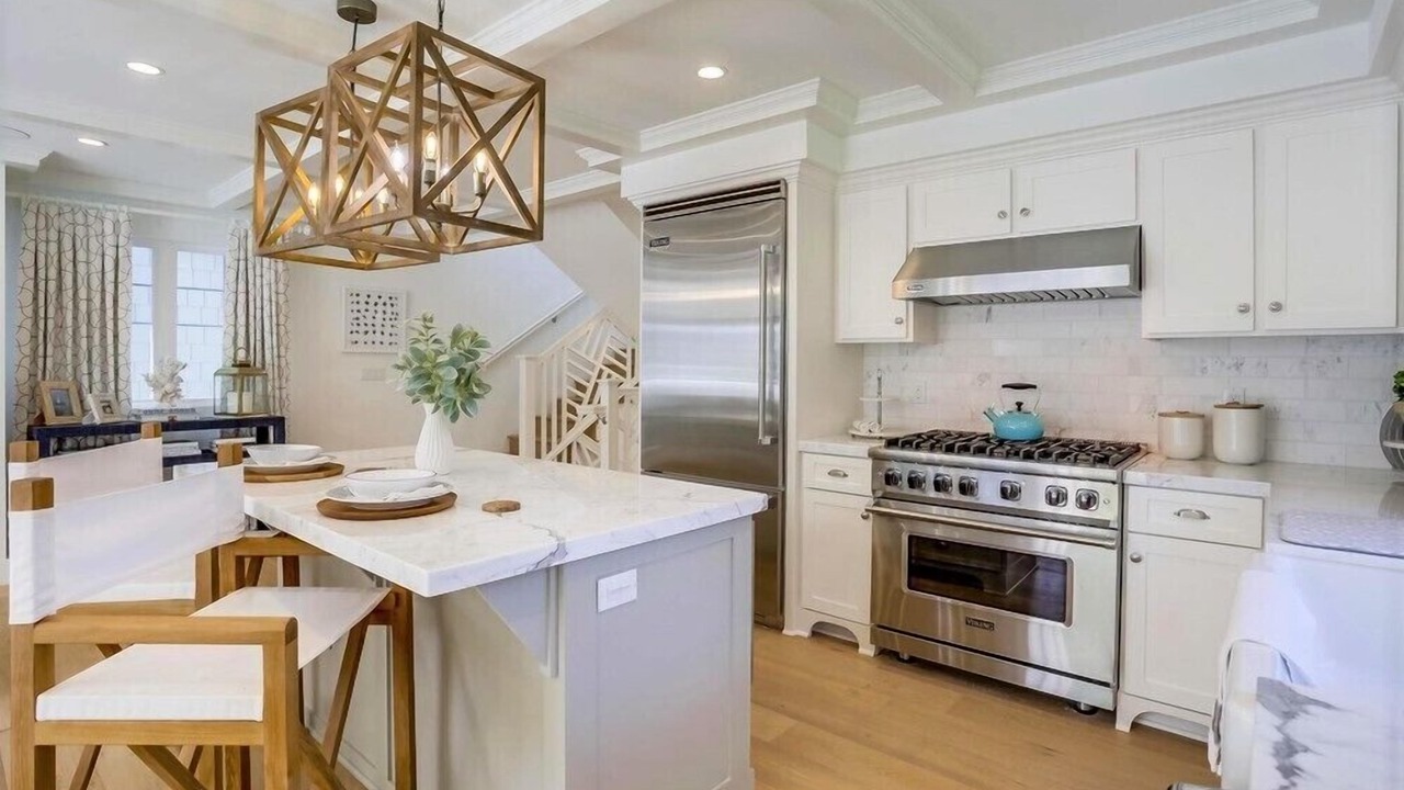 Photo of Kitchen in La Jolla Shores