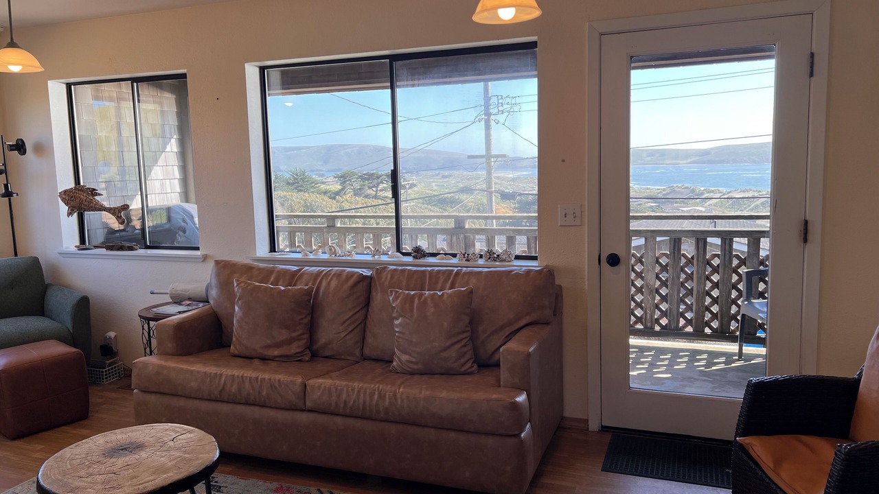 Photo of Livingroom in Dillon Beach