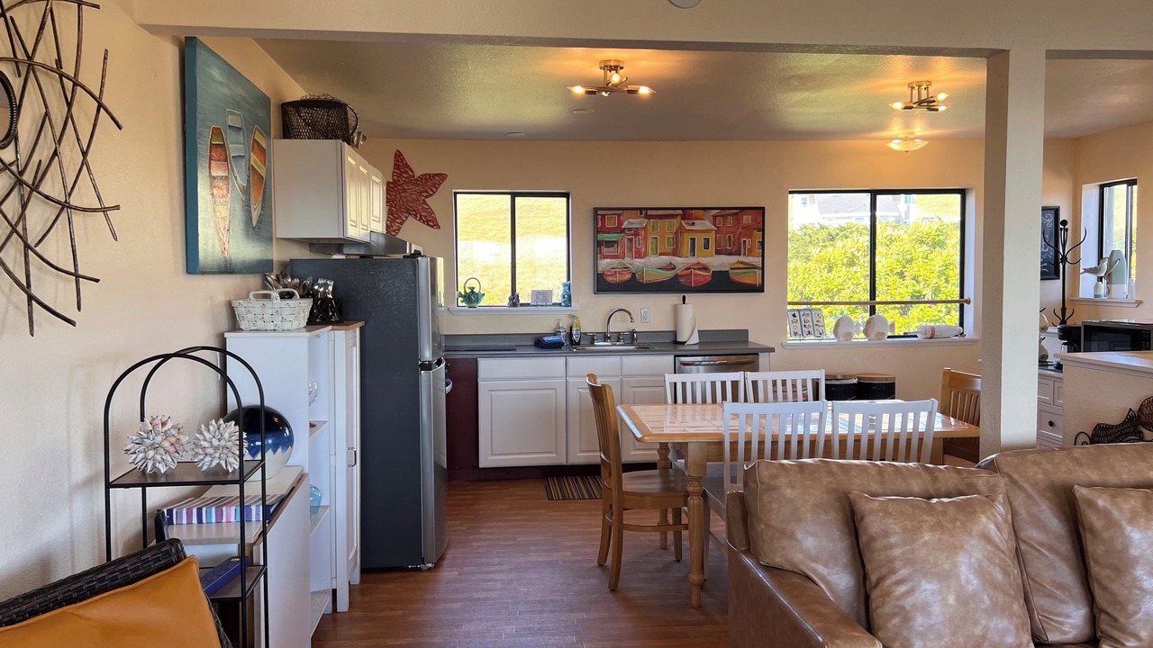 Photo of Livingroom in Dillon Beach