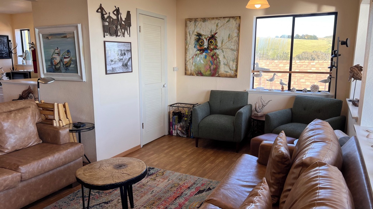 Photo of Livingroom in Dillon Beach