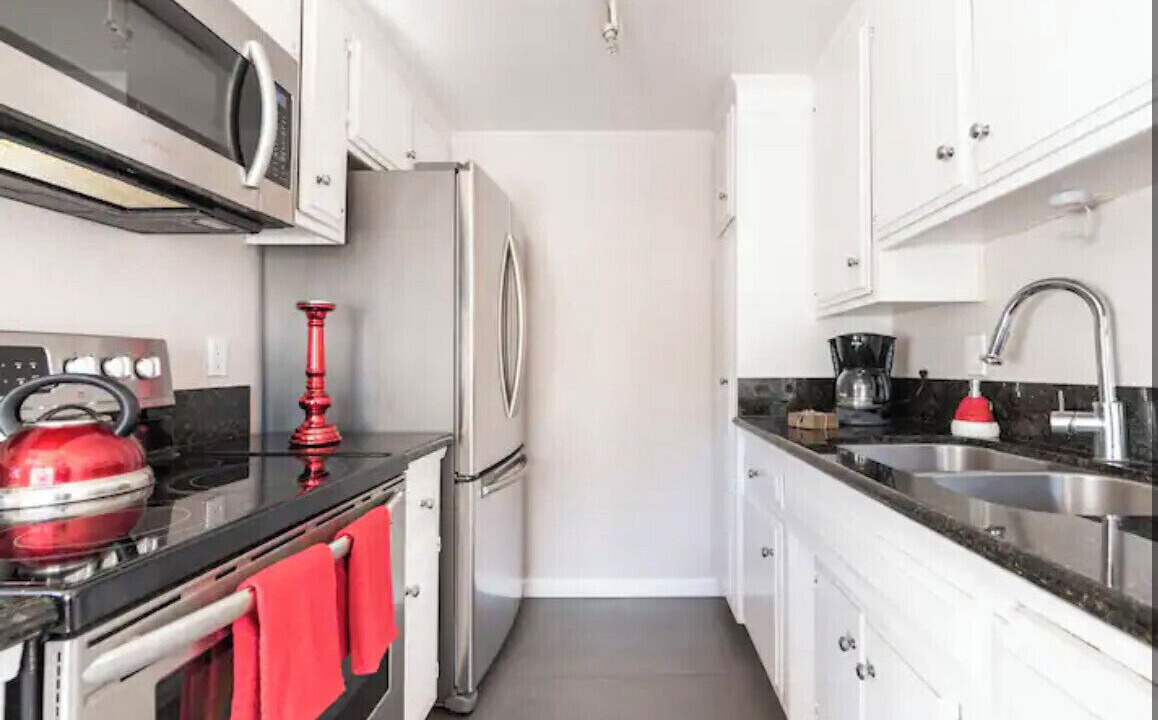 Photo of Kitchen in Downtown Long Beach