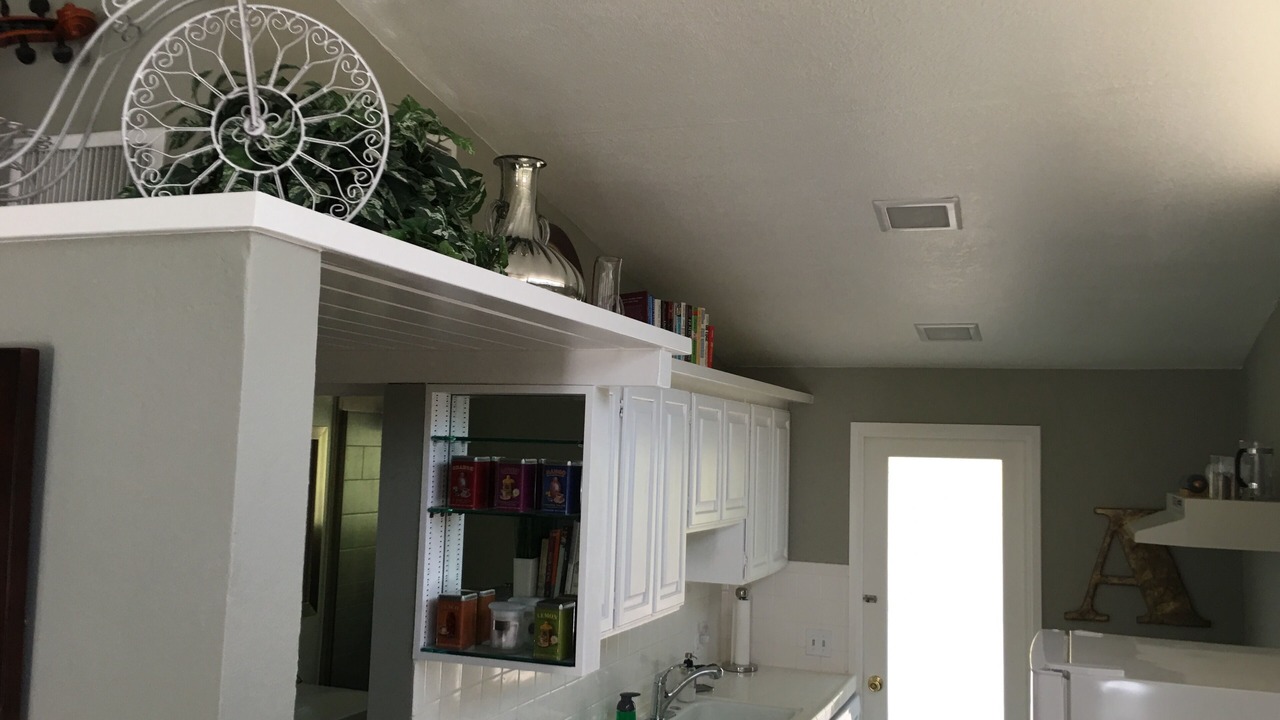 Photo of Kitchen in Tahquitz River Estates