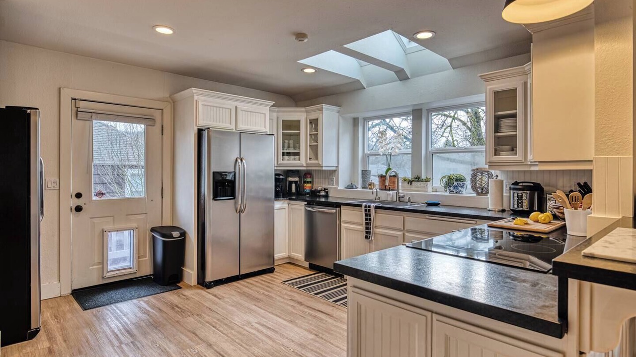 Photo of Kitchen in Amazon