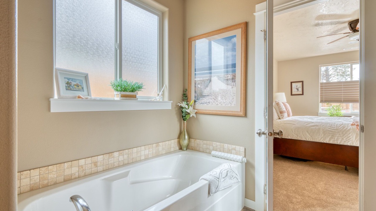 Photo of Bathroom in Larkspur