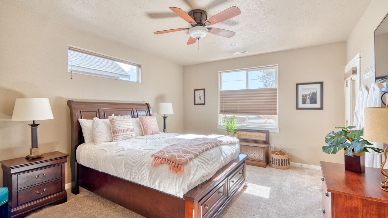 Photo of Bedroom in Larkspur