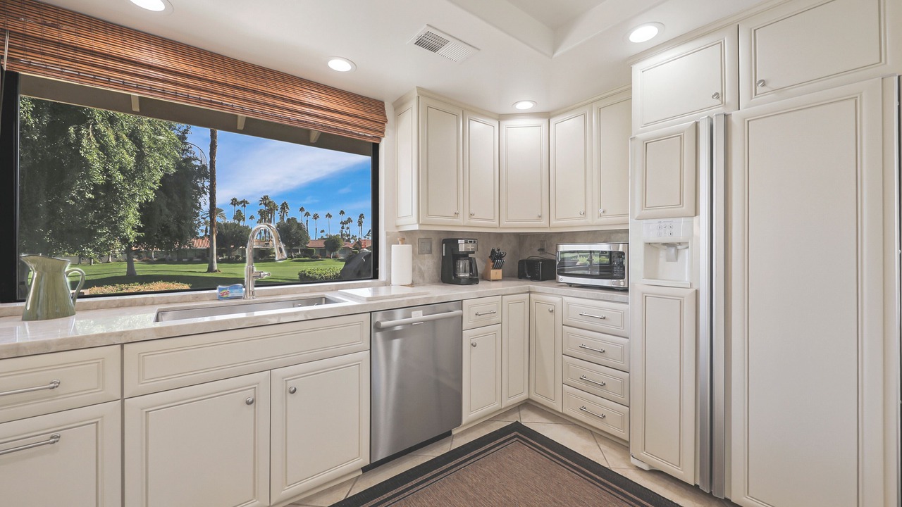 Photo of Kitchen in Palm Desert