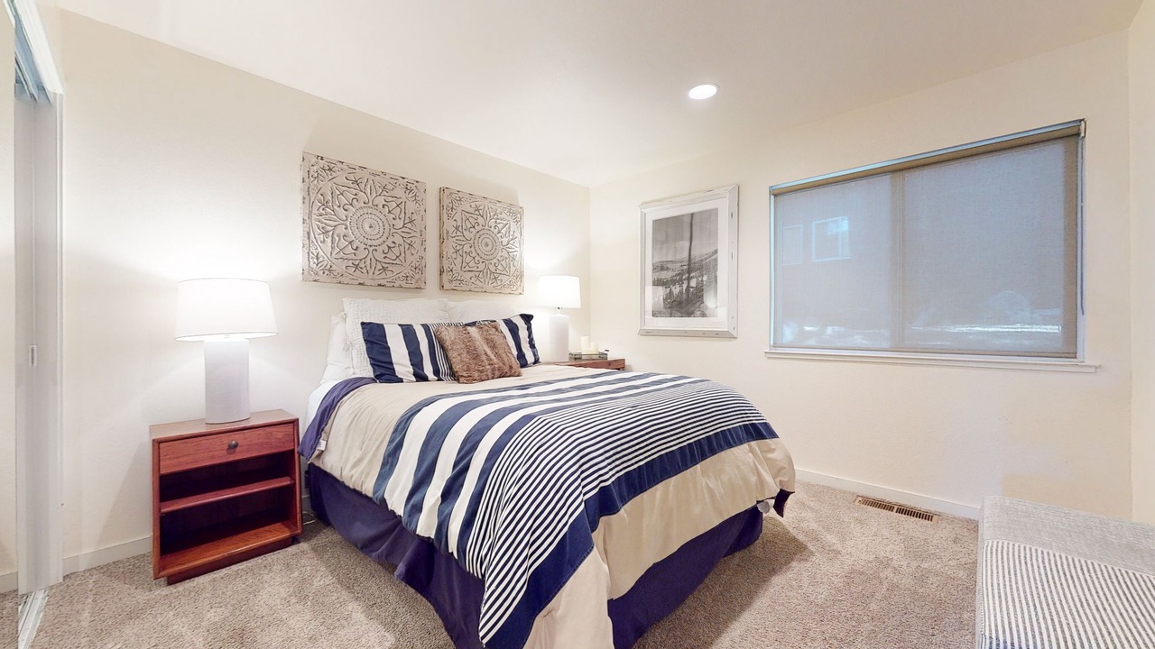 Photo of Bedroom in Mammoth Lakes