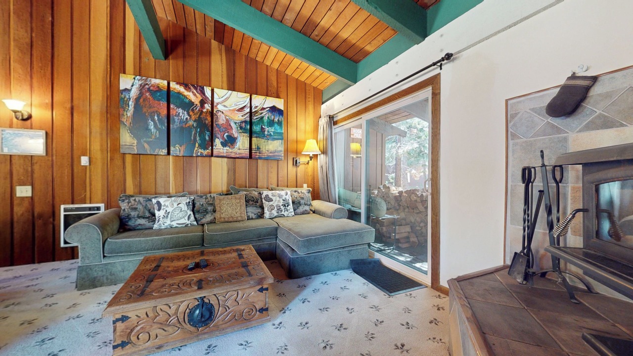 Photo of Livingroom in Mammoth Lakes