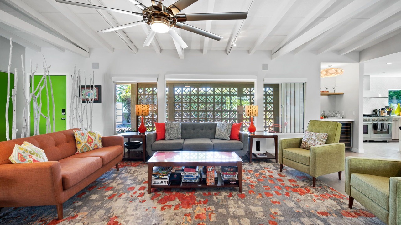 Photo of Livingroom in Deep Well Ranch