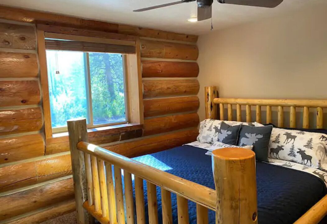 Photo of Bedroom in Tollgate Canyon