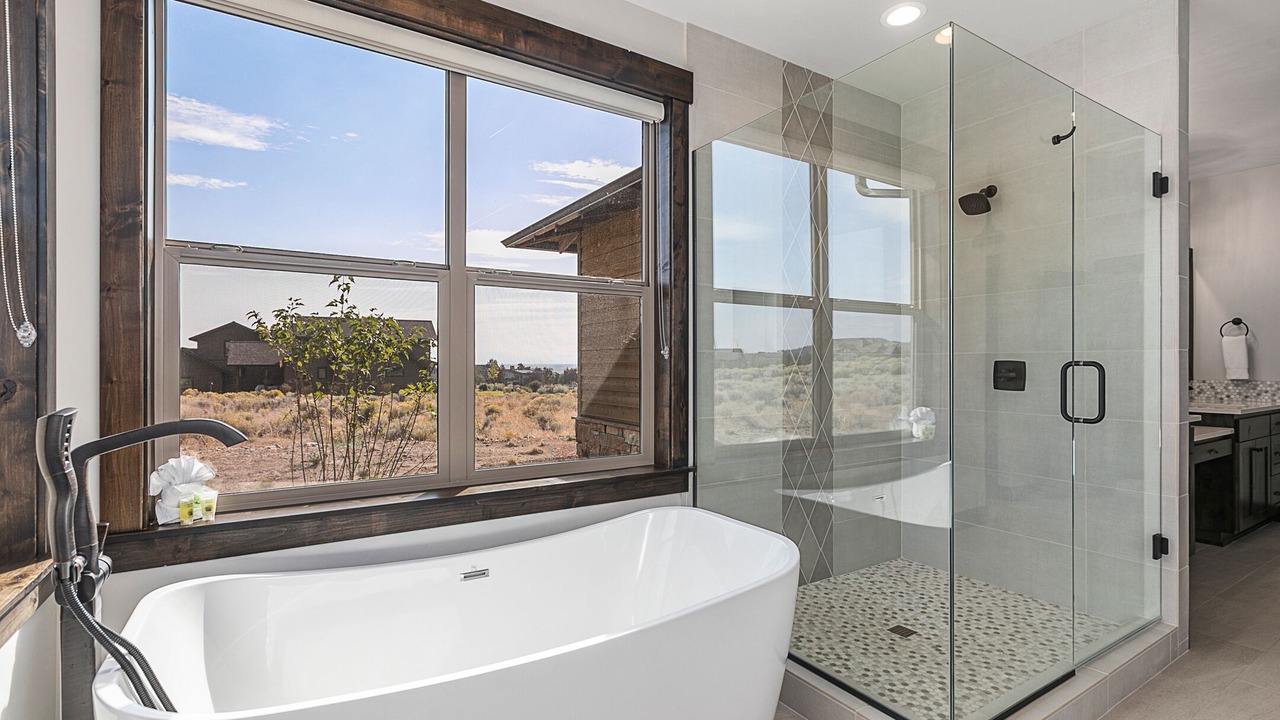Photo of Bathroom in Powell Butte