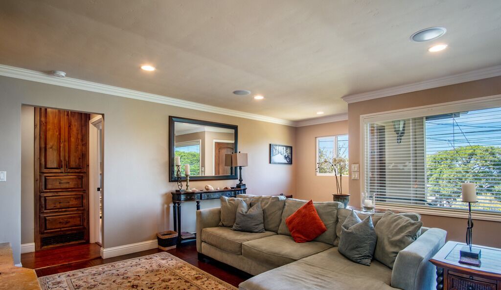 Photo of Livingroom in Pacific Grove