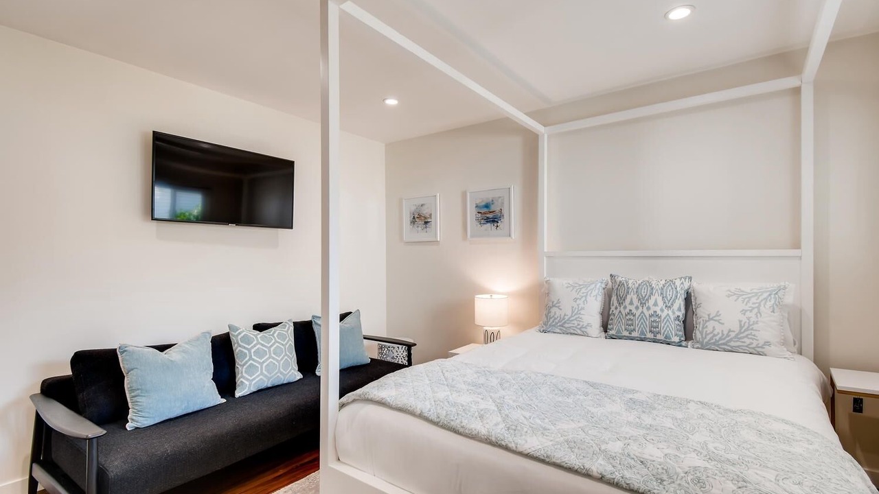 Photo of Bedroom in Coronado