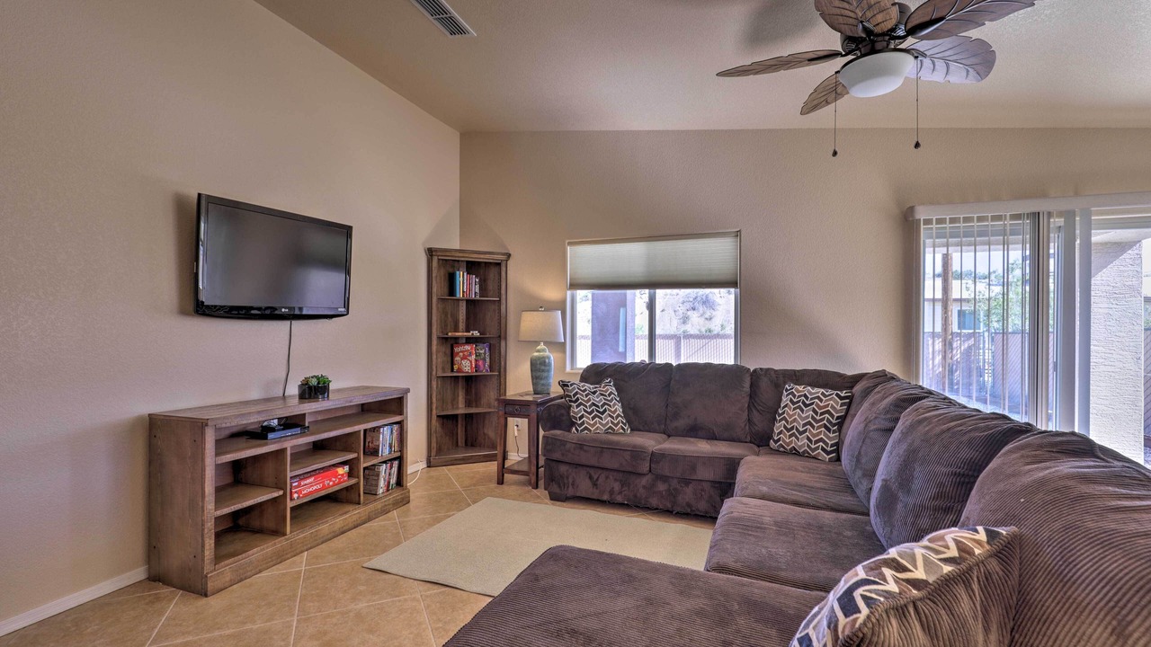 Photo of Livingroom in Bullhead City
