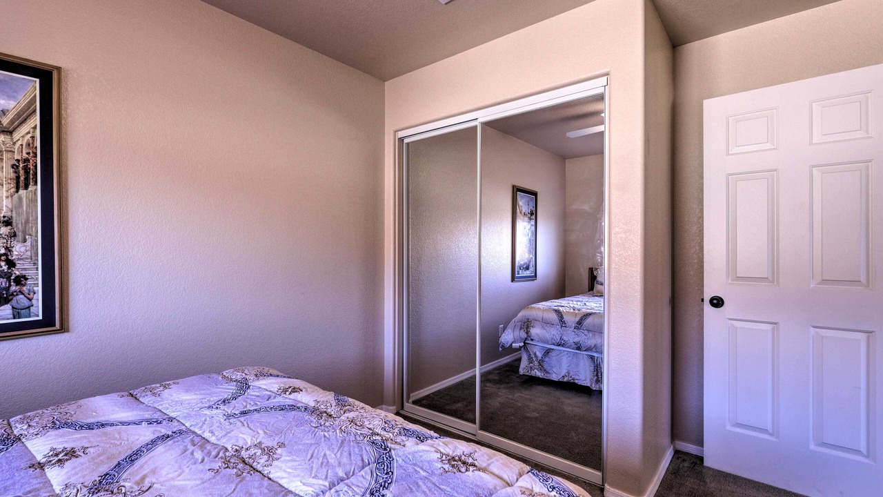 Photo of Bedroom in Bullhead City