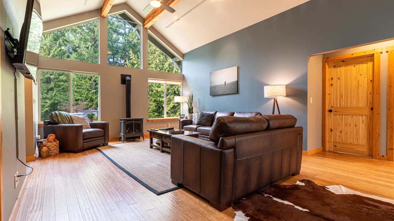 Photo of Livingroom in Roche Harbor