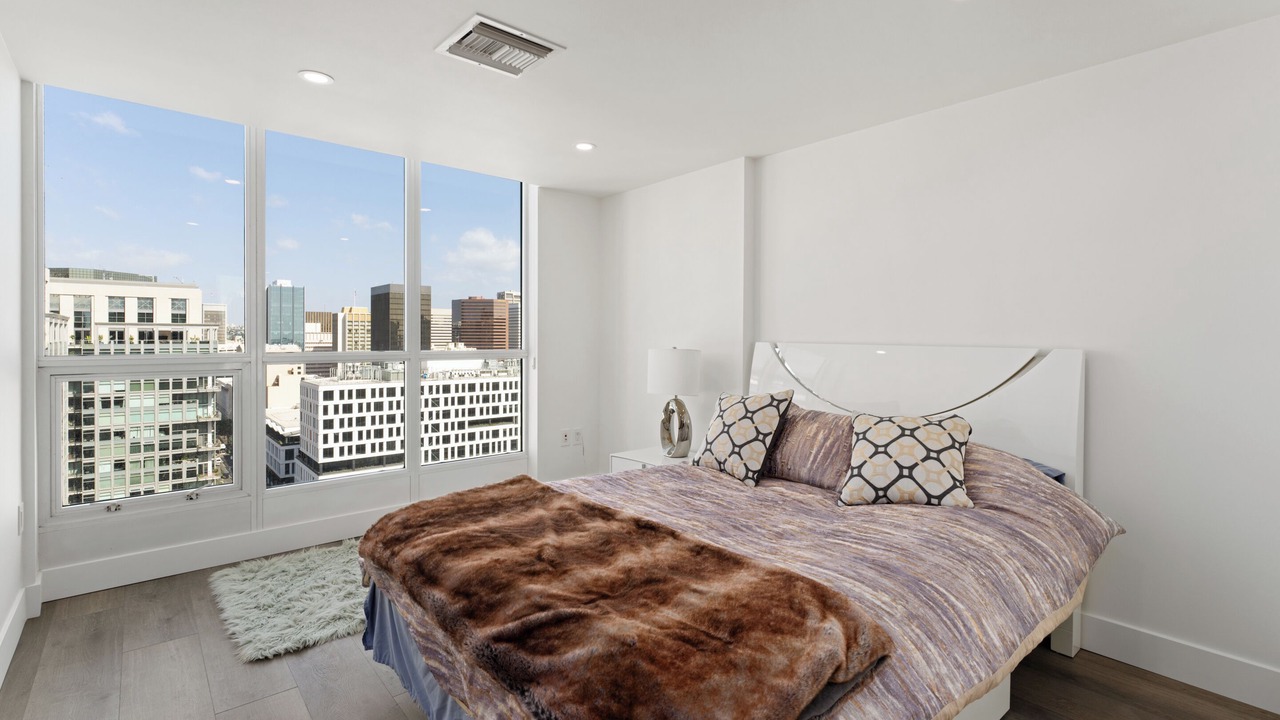 Photo of Bedroom in Downtown San Diego