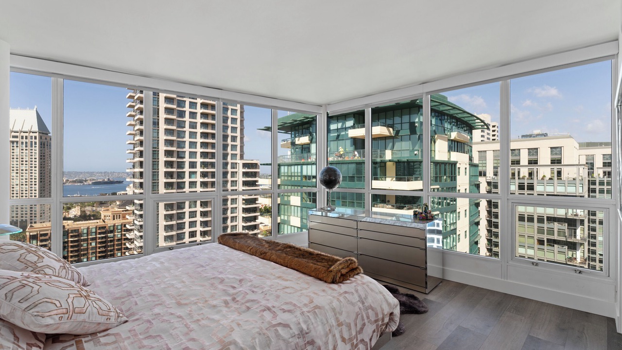 Photo of Bedroom in Downtown San Diego