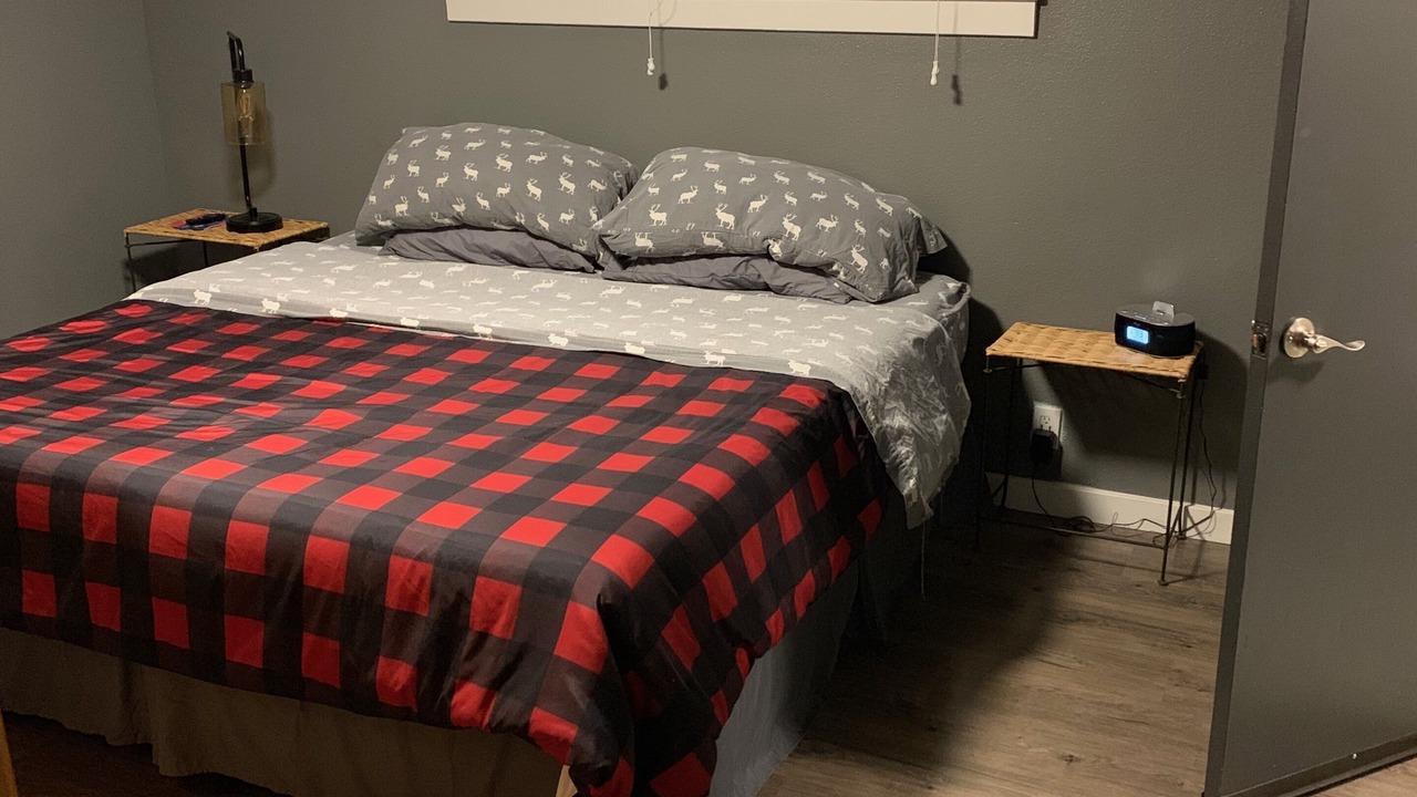 Photo of Bedroom in Oakridge