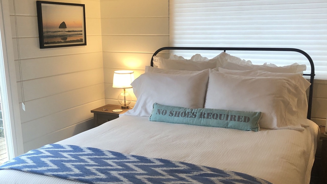 Photo of Bedroom in Kiwanda Shores
