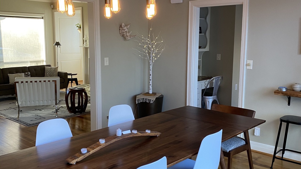 Photo of Livingroom in McMinnville