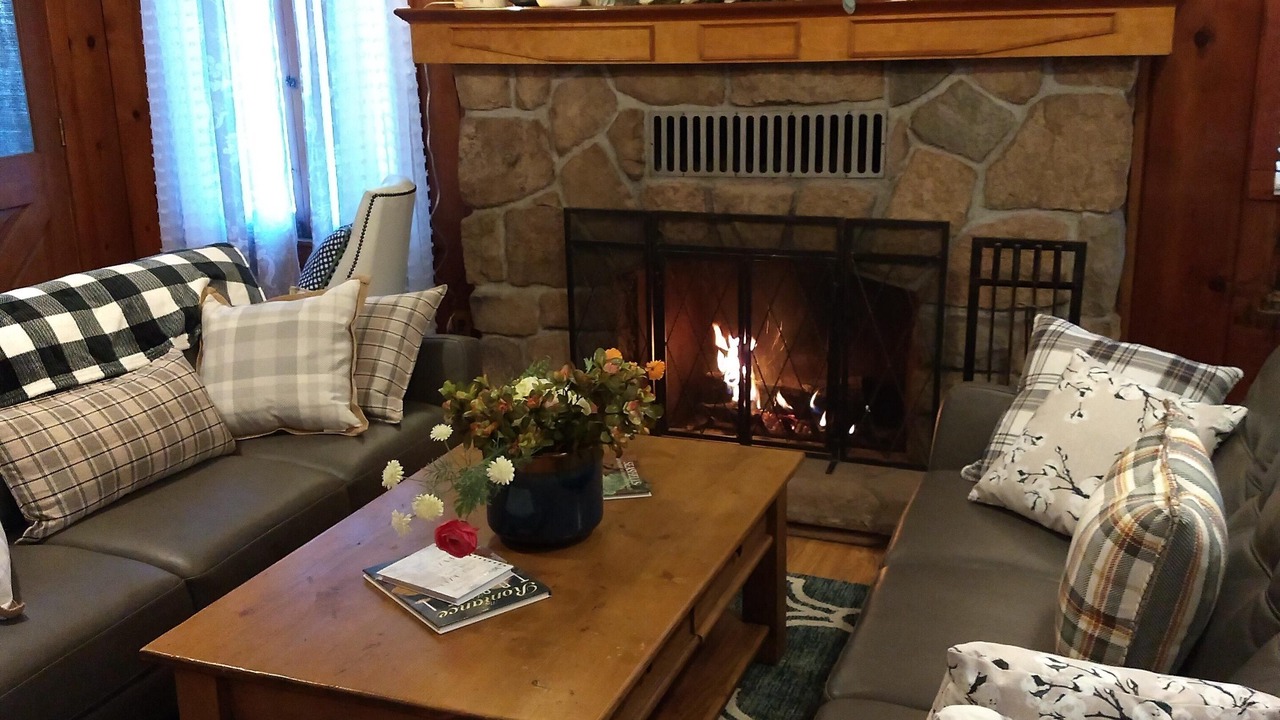 Photo of Livingroom in Twin Peaks