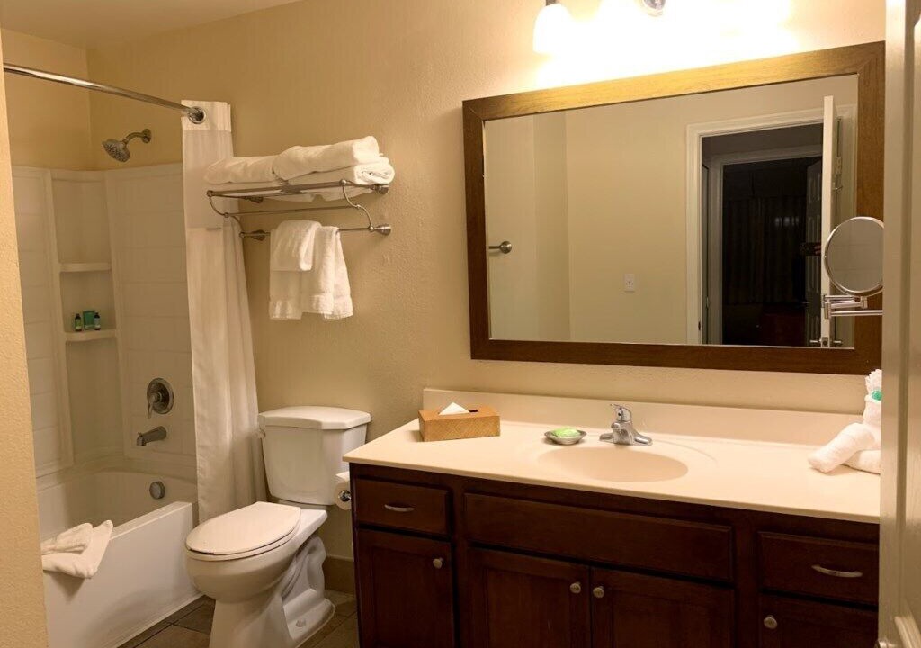 Photo of Bathroom in Anaheim Resort