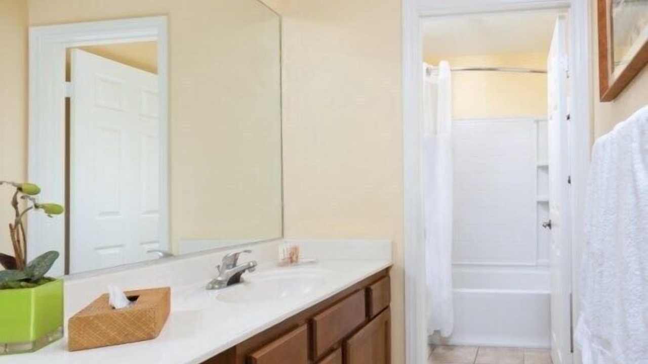 Photo of Bathroom in Anaheim Resort