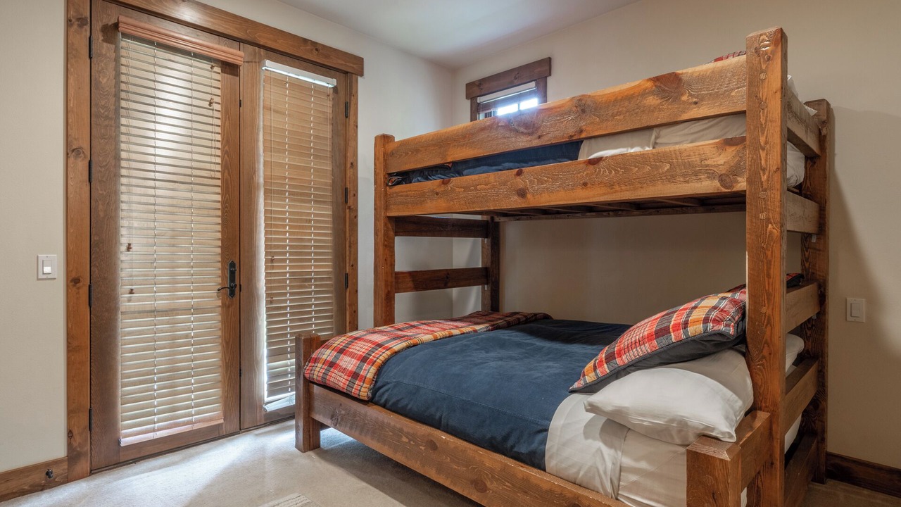 Photo of Bedroom in Mammoth Lakes