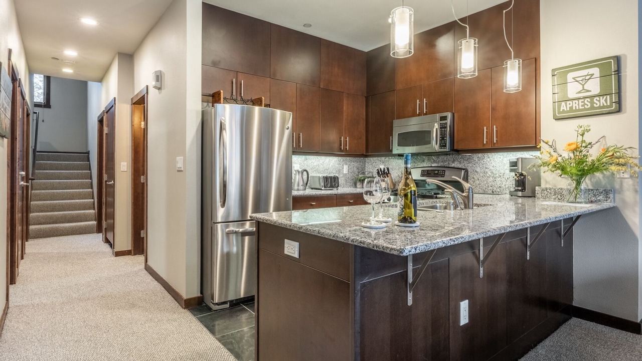 Photo of Kitchen in Mammoth Lakes