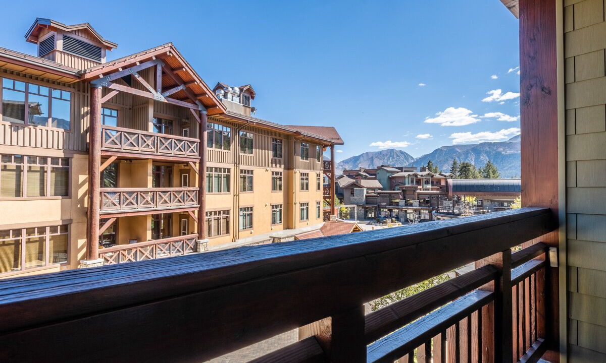 Photo of Outdoor in Mammoth Lakes