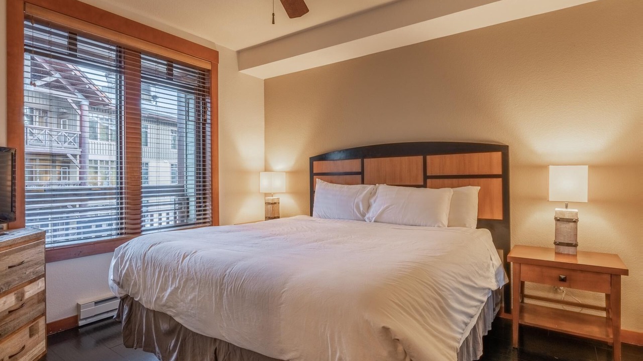 Photo of Bedroom in Mammoth Lakes