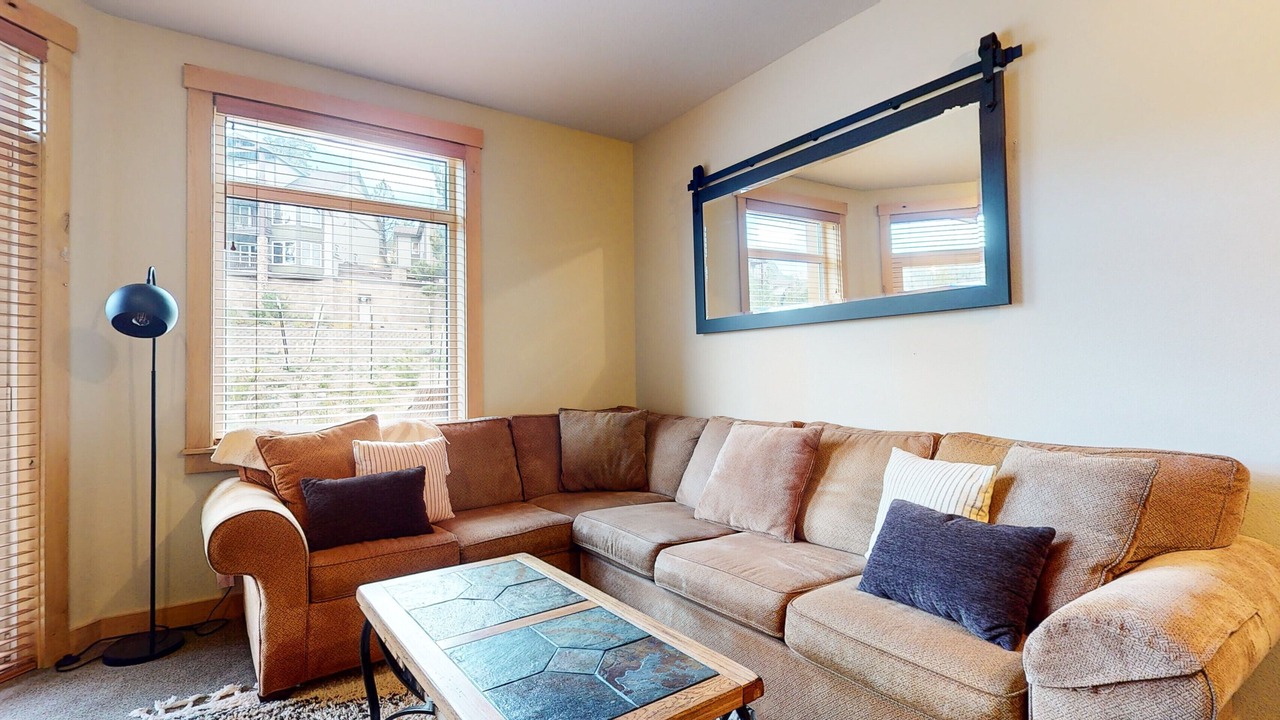 Photo of Livingroom in Mammoth Lakes