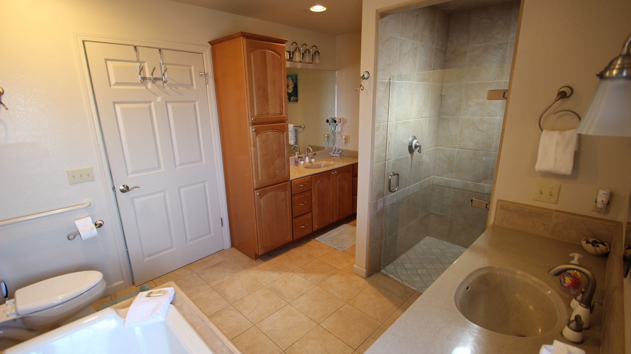 Photo of Bathroom in Fort Bragg
