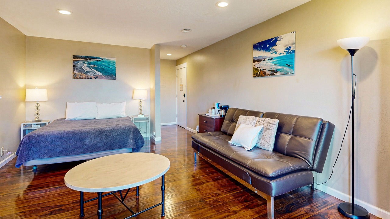 Photo of Bedroom in Lincoln City