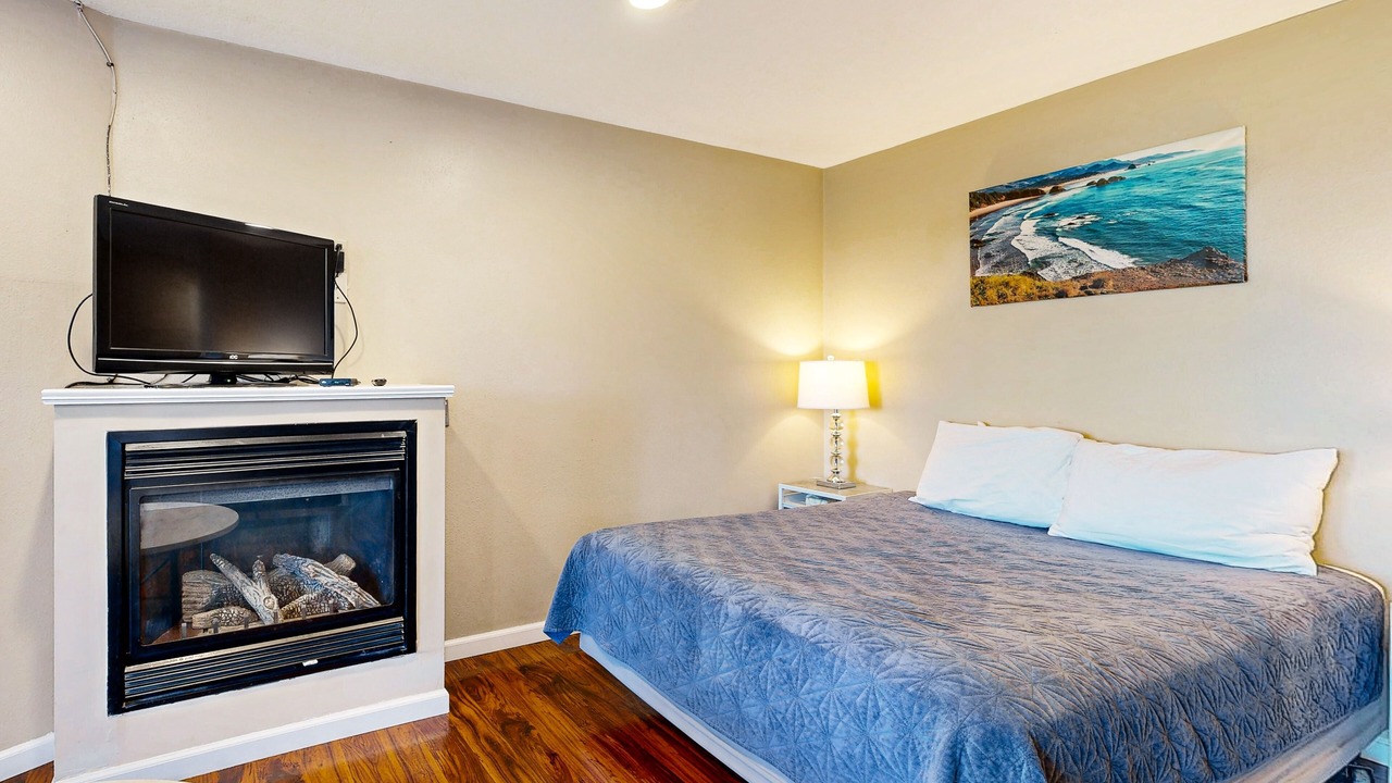 Photo of Bedroom in Lincoln City