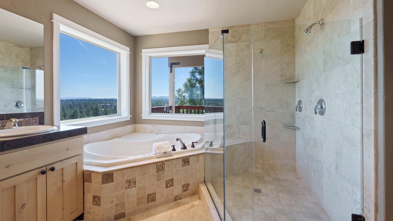 Photo of Bathroom in River West