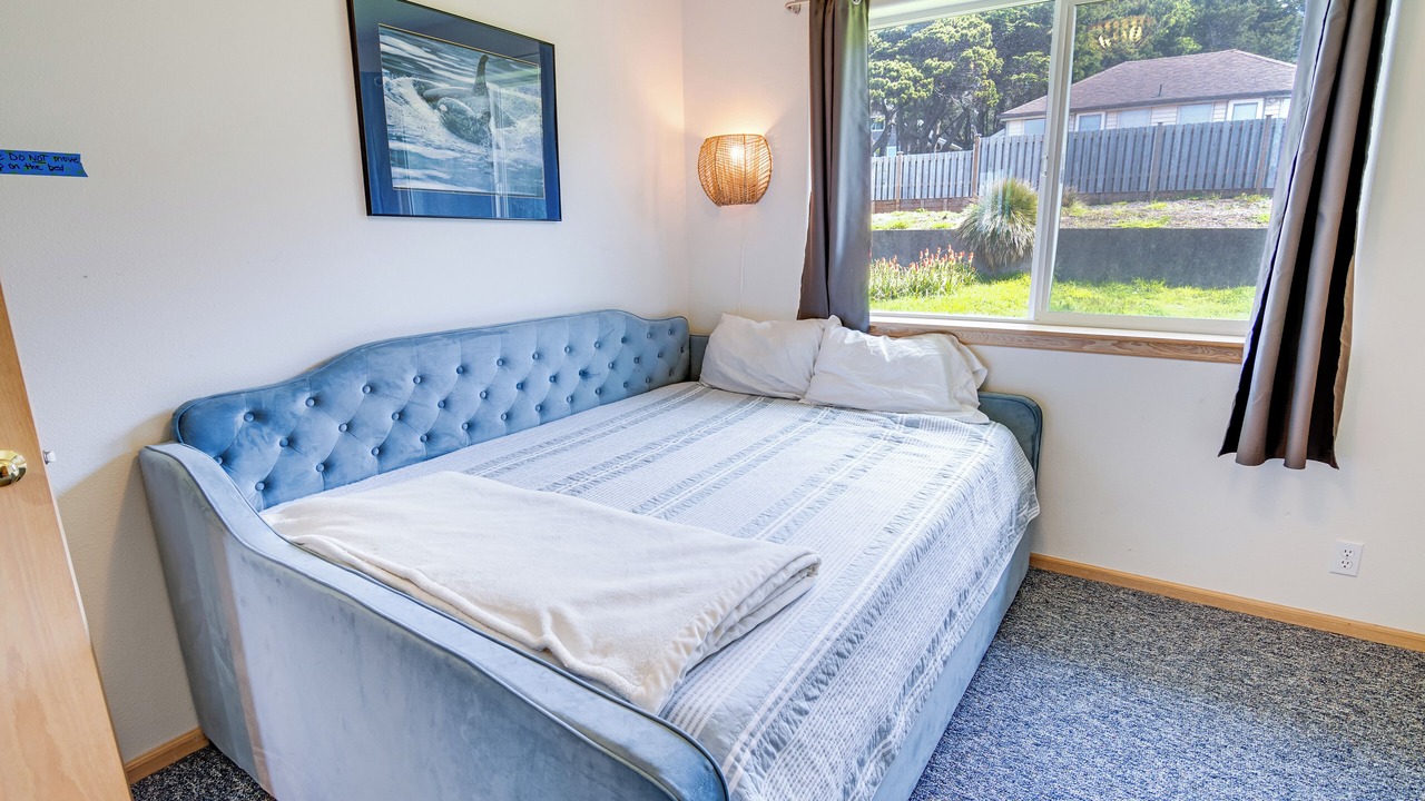Photo of Bedroom in Yachats