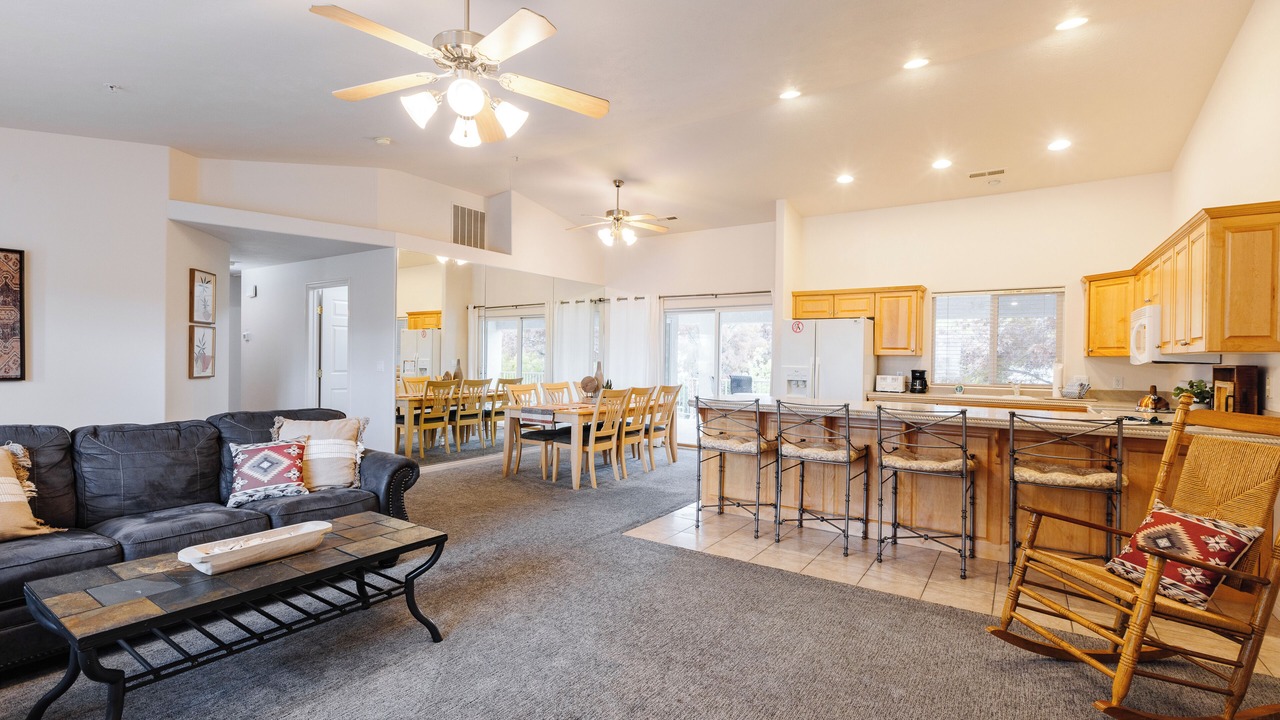 Photo of Livingroom in St. George