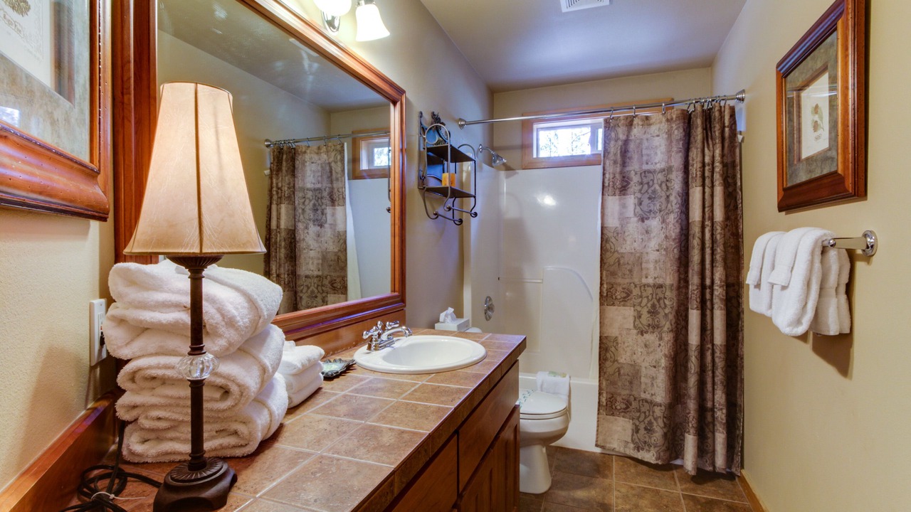 Photo of Bathroom in Sunriver