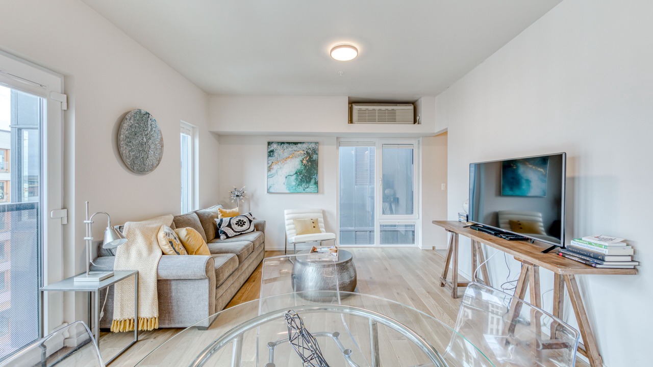 Photo of Livingroom in Uptown