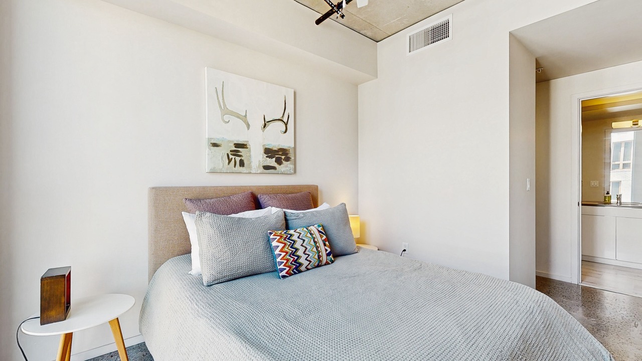 Photo of Bedroom in Uptown