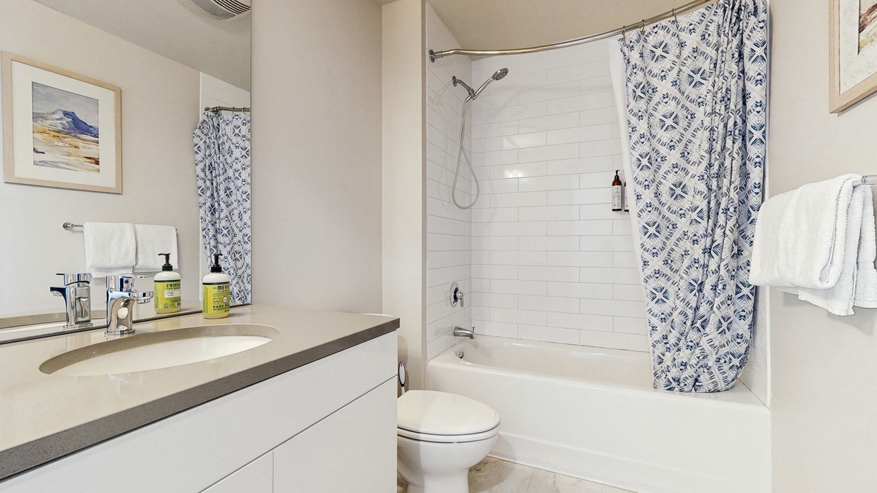 Photo of Bathroom in Uptown