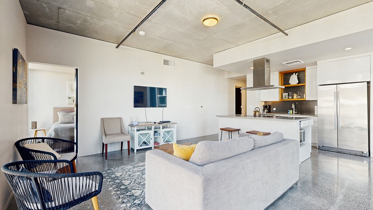 Photo of Livingroom in Uptown