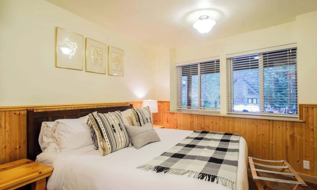 Photo of Others in Glacier