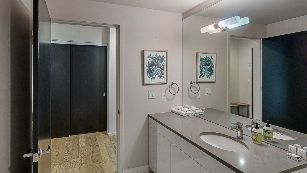 Photo of Bathroom in Uptown